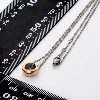 チタンネックレス