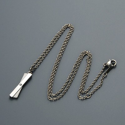 チタンネックレス