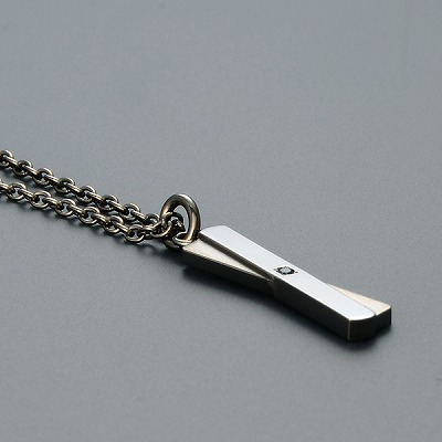 チタンネックレス