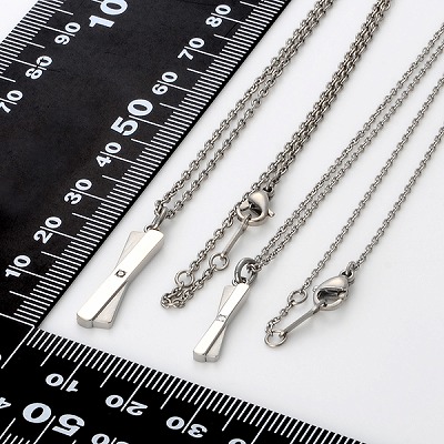 チタンペアネックレス