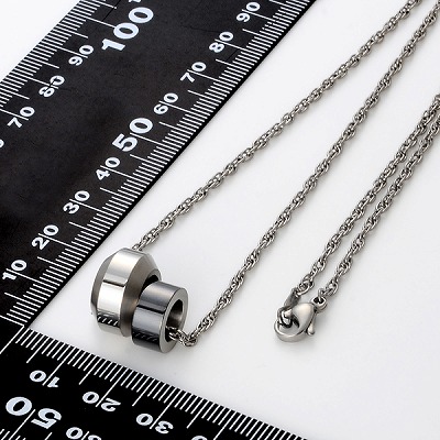 チタンネックレス