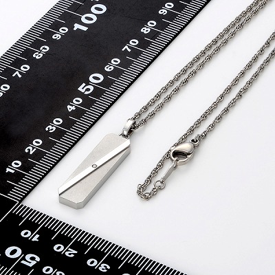 チタンネックレス