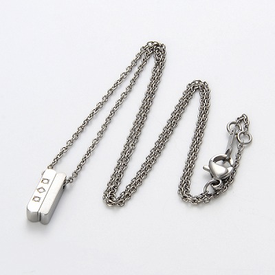 チタンネックレス