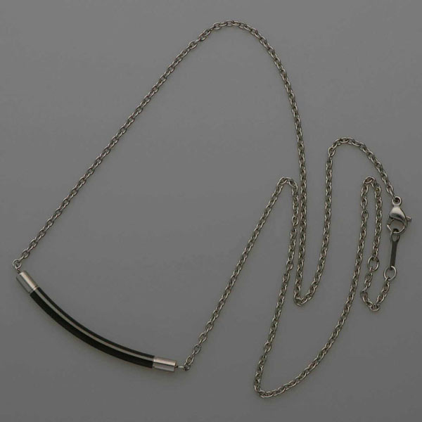 チタンネックレス