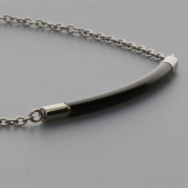 チタンネックレス