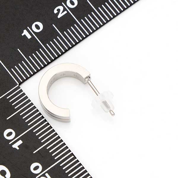 チタンフープピアス