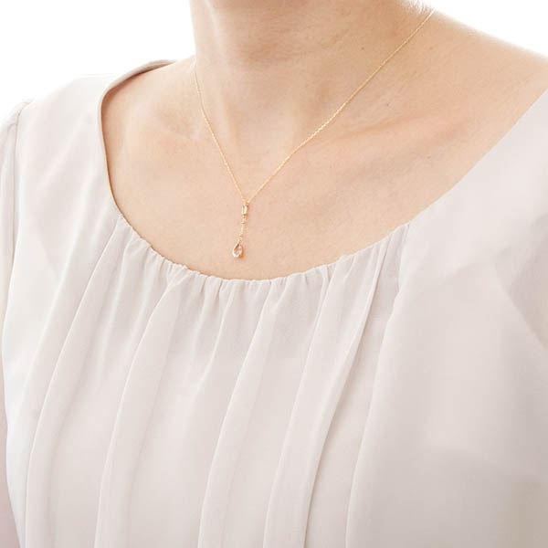 イエローゴールドネックレス