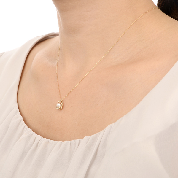 イエローゴールドネックレス