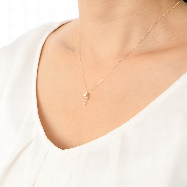 イエローゴールドネックレス