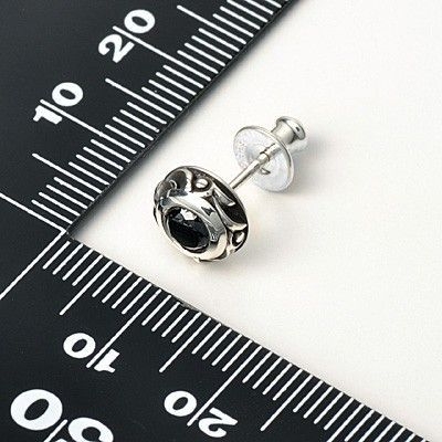 シルバースタッドピアス(片耳用)