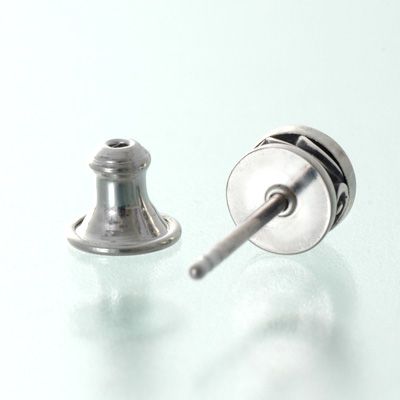 シルバースタッドピアス(片耳用)