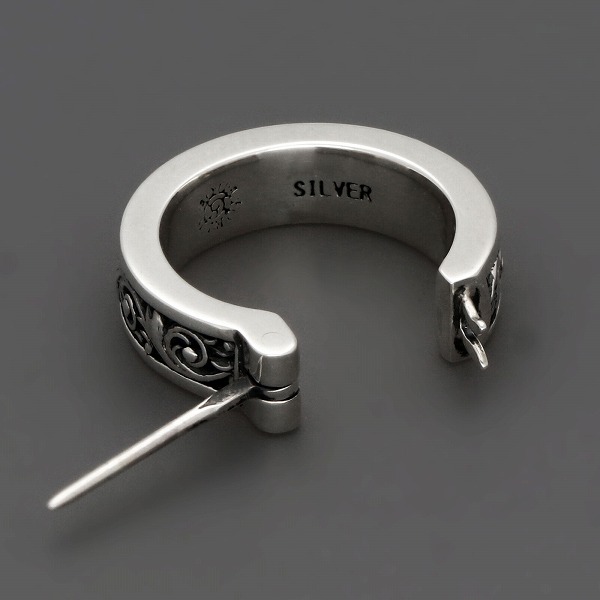 シルバーピアス