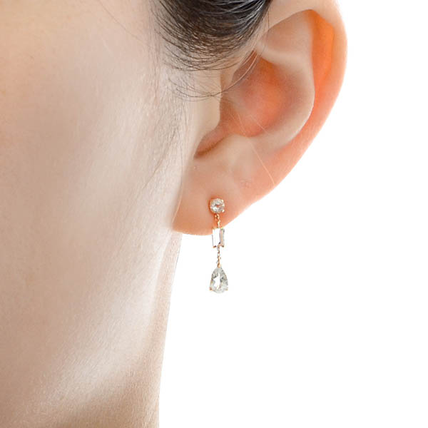 イエローゴールドスタッドピアス