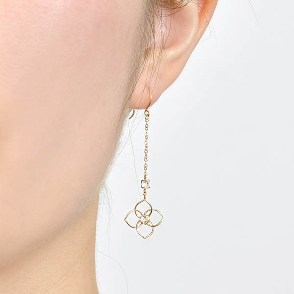 イエローゴールドピアス