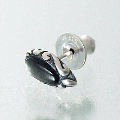 シルバースタッドピアス(片耳用)