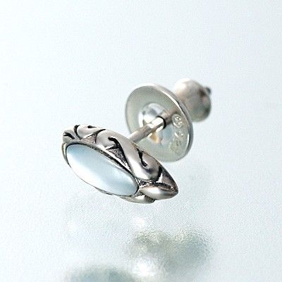 シルバースタッドピアス(片耳用)