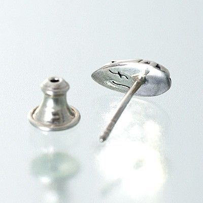 シルバースタッドピアス(片耳用)