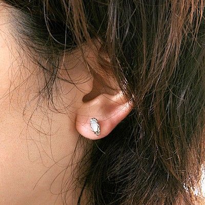 シルバースタッドピアス(片耳用)