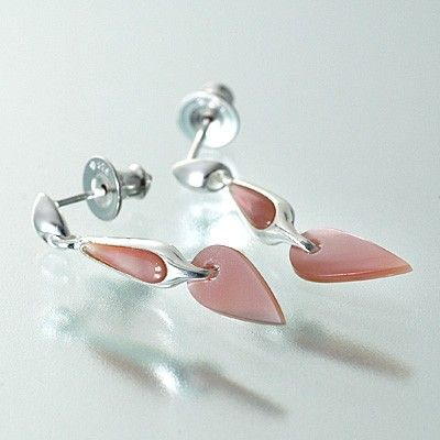 シルバースタッドピアス