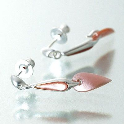 シルバースタッドピアス