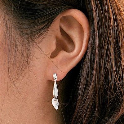 シルバースタッドピアス