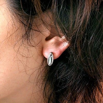 シルバースタッドピアス(片耳用)
