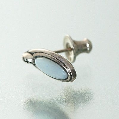 シルバースタッドピアス(片耳用)
