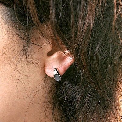 シルバースタッドピアス(片耳用)