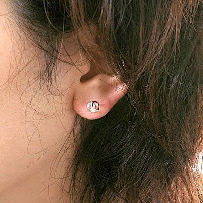 シルバースタッドピアス