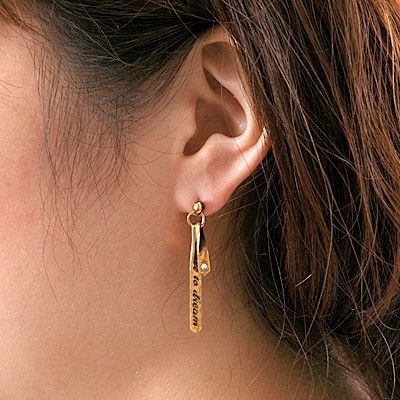 シルバースタッドピアス