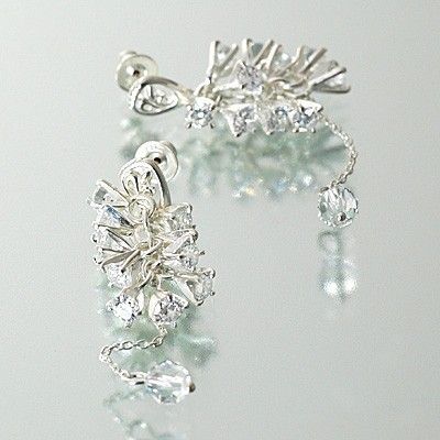 シルバースタッドピアス