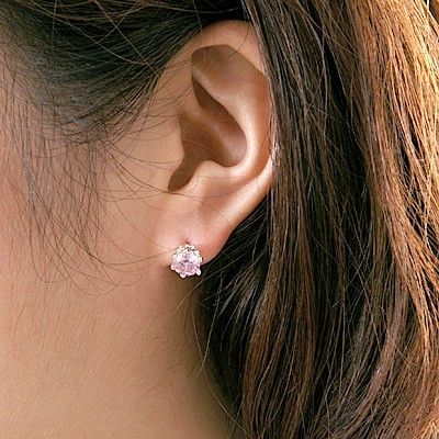 シルバースタッドピアス