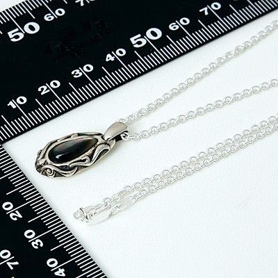 シルバーネックレス