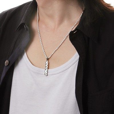 シルバーネックレス