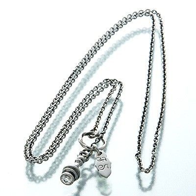 シルバーネックレス