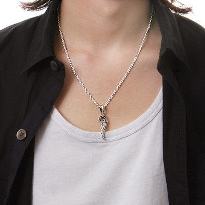シルバーネックレス