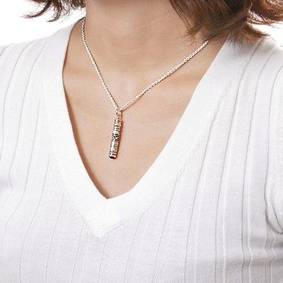 シルバーネックレス