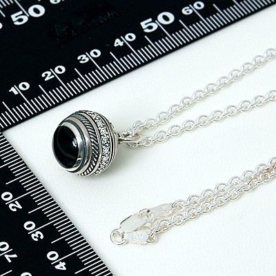 シルバーネックレス