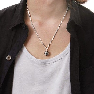 シルバーネックレス