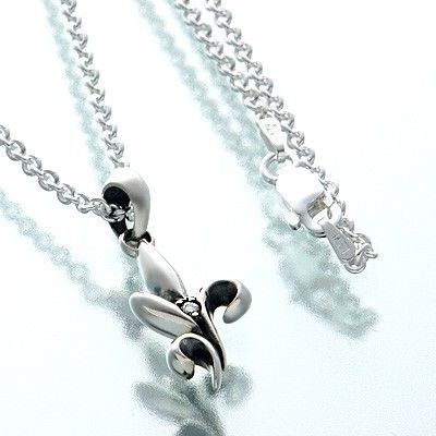 シルバーネックレス