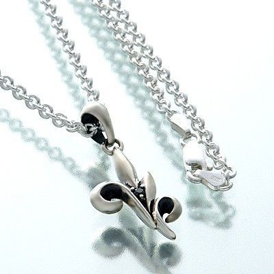 シルバーネックレス