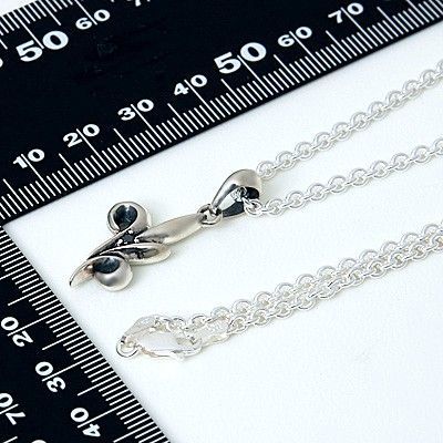 シルバーネックレス