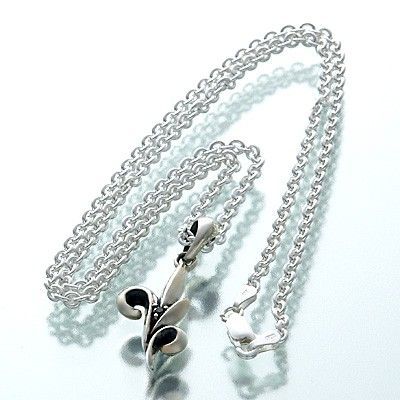 シルバーペアネックレス