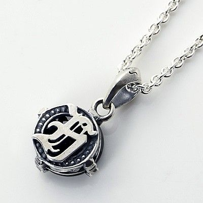 シルバーネックレス