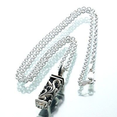 シルバーネックレス