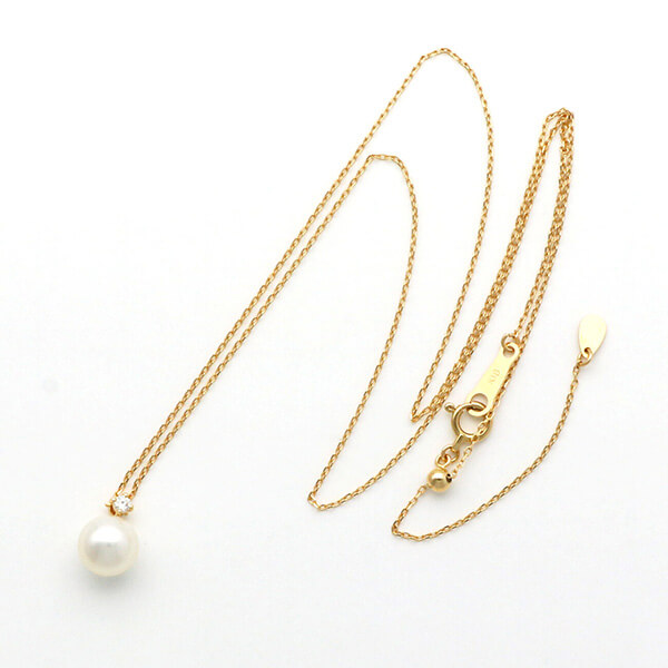 イエローゴールドネックレス