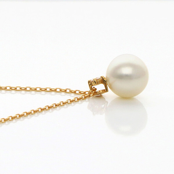 イエローゴールドネックレス