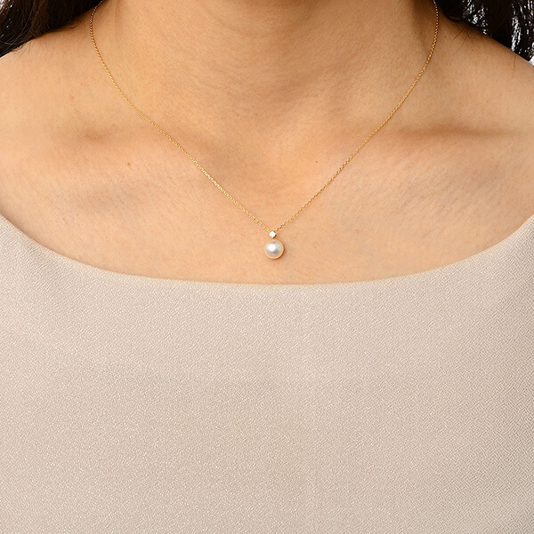 イエローゴールドネックレス