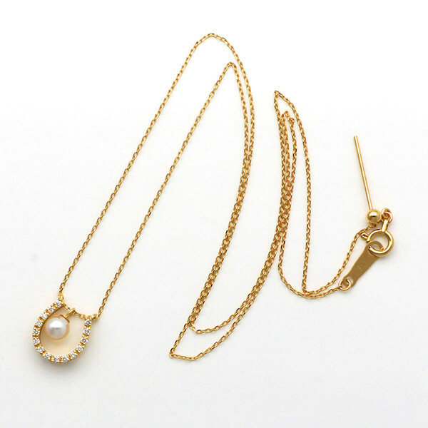 イエローゴールドネックレス