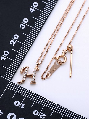 イエローゴールドネックレス